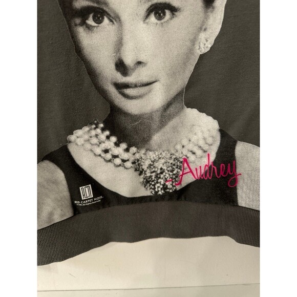 VINTAGE AUDREY HEPBURN RCN RED CARPET NOIR SWEATSHIRT size M - Picture 4 of 4